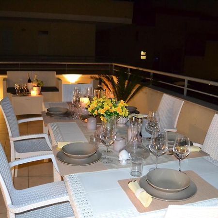Roomy Apartment With Terrace & Parking Lecce Exterior photo